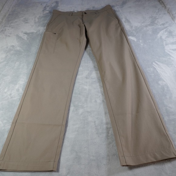 Copper & Oak Mens Tech Pants Sz 36 x 34 Tan Stretch Performance Zip Cargo Pocket - Picture 3 of 16